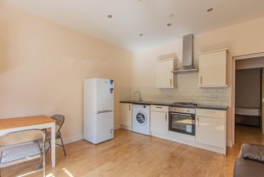 1 bed house, Colum Road, Cathays, Cardiff, CF103EG - Image 1